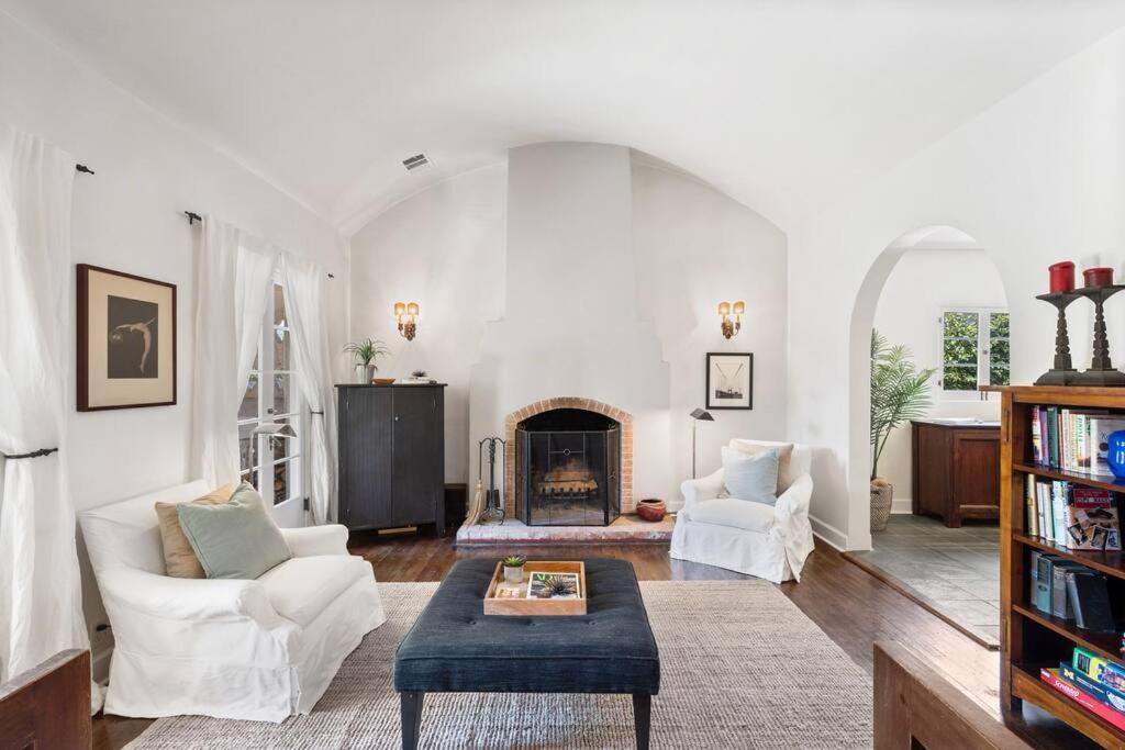 Secluded 4br Spanish Oasis In The Heart Of La Сasa de vacaciones *
