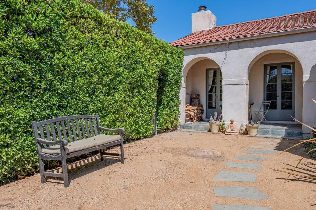 Secluded 4br Spanish Oasis In The Heart Of La Los Ángeles